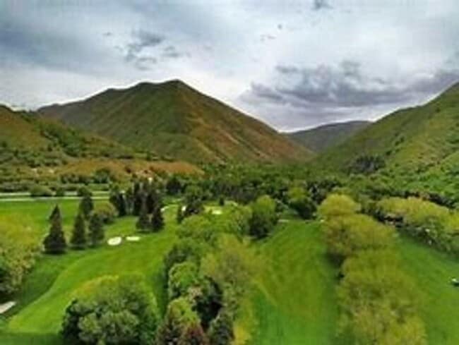 Building Photo - Beautiful 6 Bed 3 bath in Springville!!