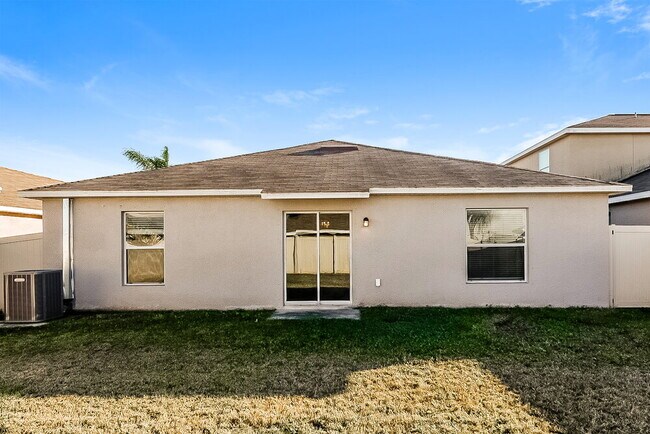 Building Photo - 1516 Climbing Dayflower Dr