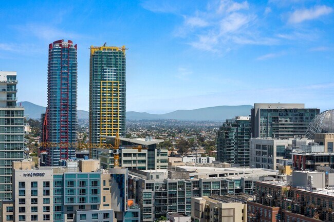 Building Photo - Stunning East Village 2 Bedroom at Alta! 2...