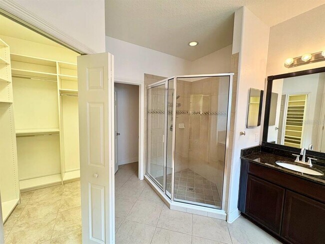 Building Photo - 12822 Hampton Hill Dr