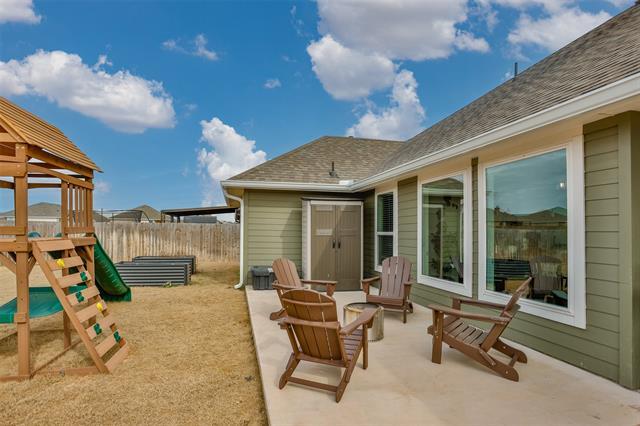 Building Photo - 104 Bailey Ranch Dr