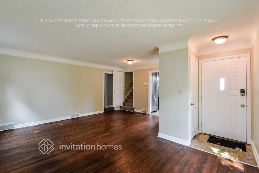 Building Photo - 5724 24th Ave S