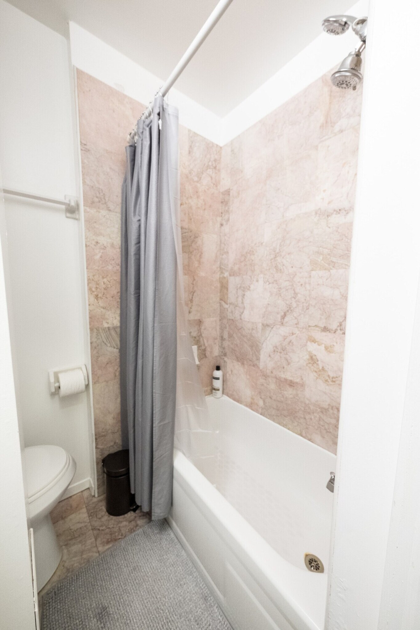 Building Photo - 317 E 75th St