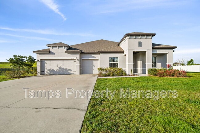 Building Photo - 10324 Crestview Heights Ave