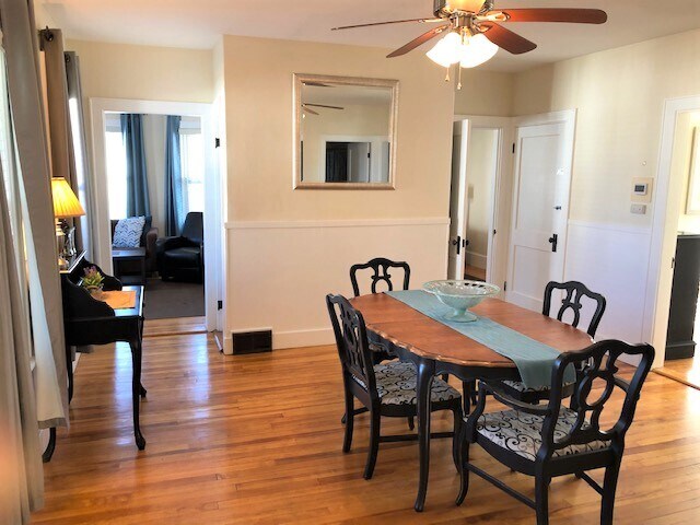 Building Photo - 168 Bremer St