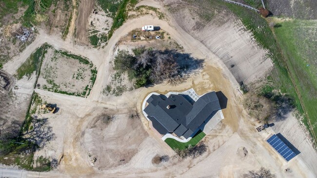 Building Photo - 8850 Rocky Canyon Rd