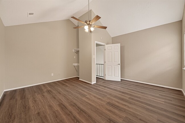 Building Photo - 12239 W Village Dr