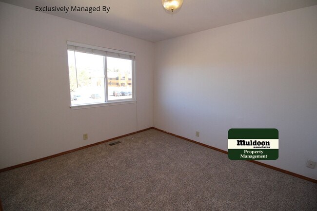 Building Photo - Coming Soon! Lovely Briargate Home! Pet Friendly!