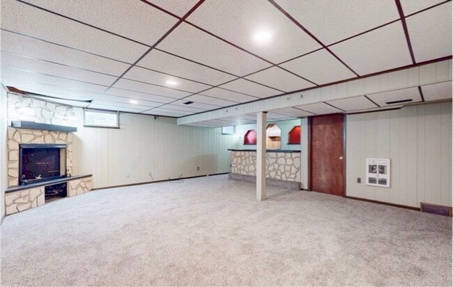 Building Photo - 240 Stardust Dr