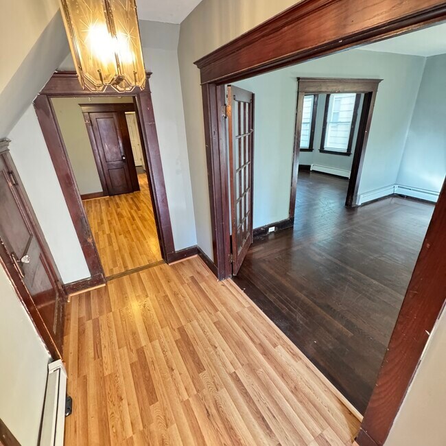 Primary Photo - 89 Beacon St