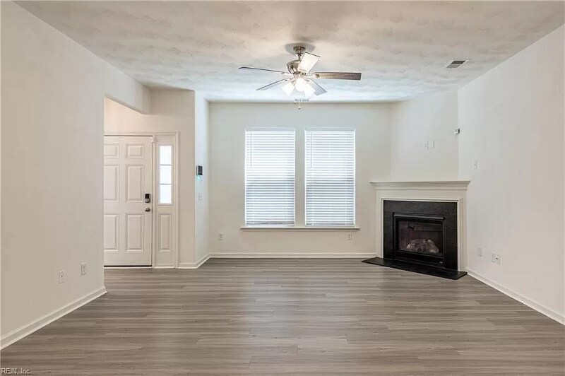 Building Photo - 2166 Humphreys Dr