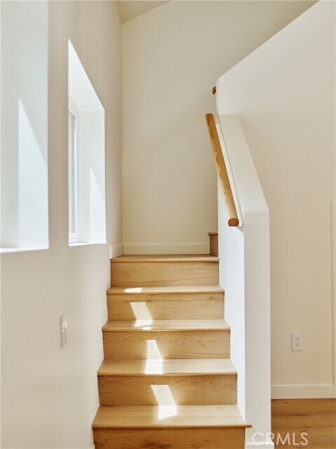 Building Photo - 3743 Locke Ave