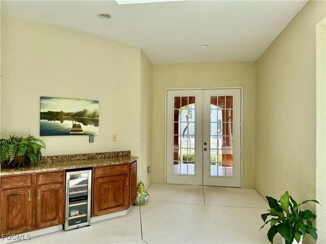 Building Photo - 1740 Ludlow Rd