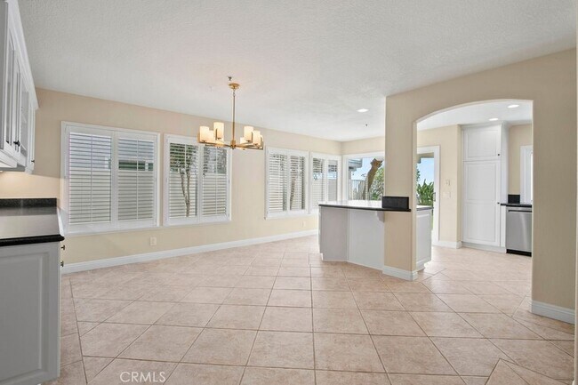Building Photo - 2151 Camino Laurel