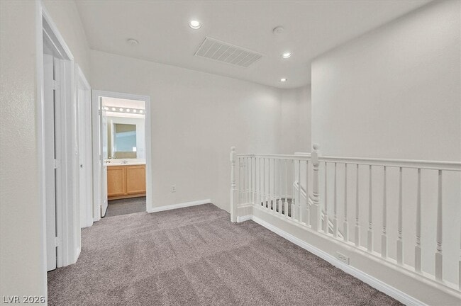 Building Photo - 7565 Grassy Bank St