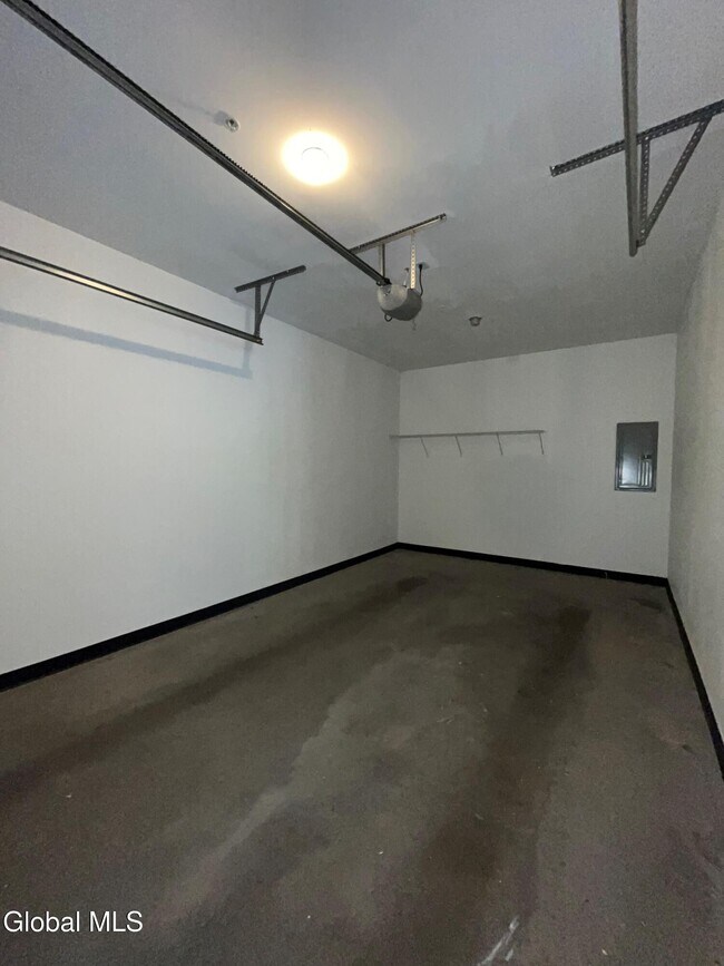 Building Photo - 74 Weibel Ave