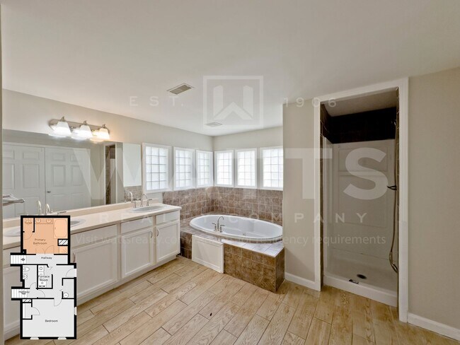 Building Photo - 4 Bed, 2.5 Bath House in Bessemer