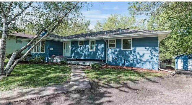 Primary Photo - 6931 Toledo Ave N