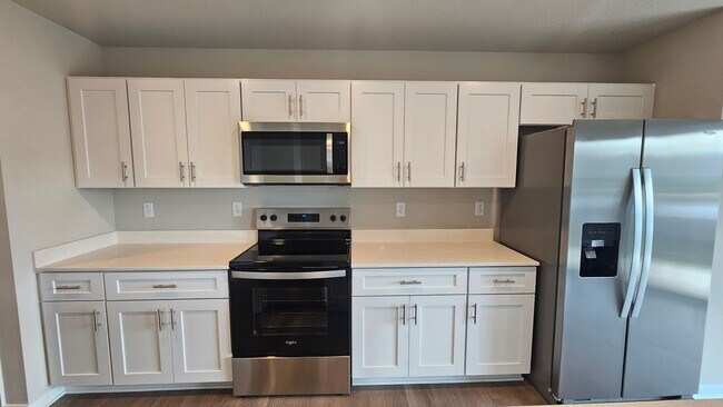 Building Photo - Brand New 3 Bedroom, 2.5 Bathroom Townhous...