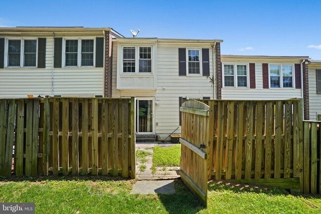 Building Photo - 9347 Weathervane Pl