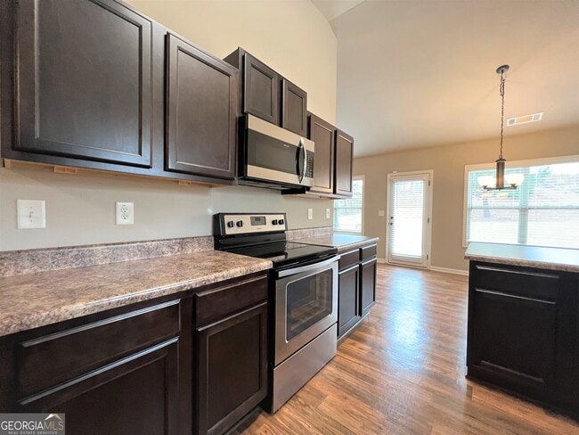 Building Photo - 3143 Legacy Glen Path