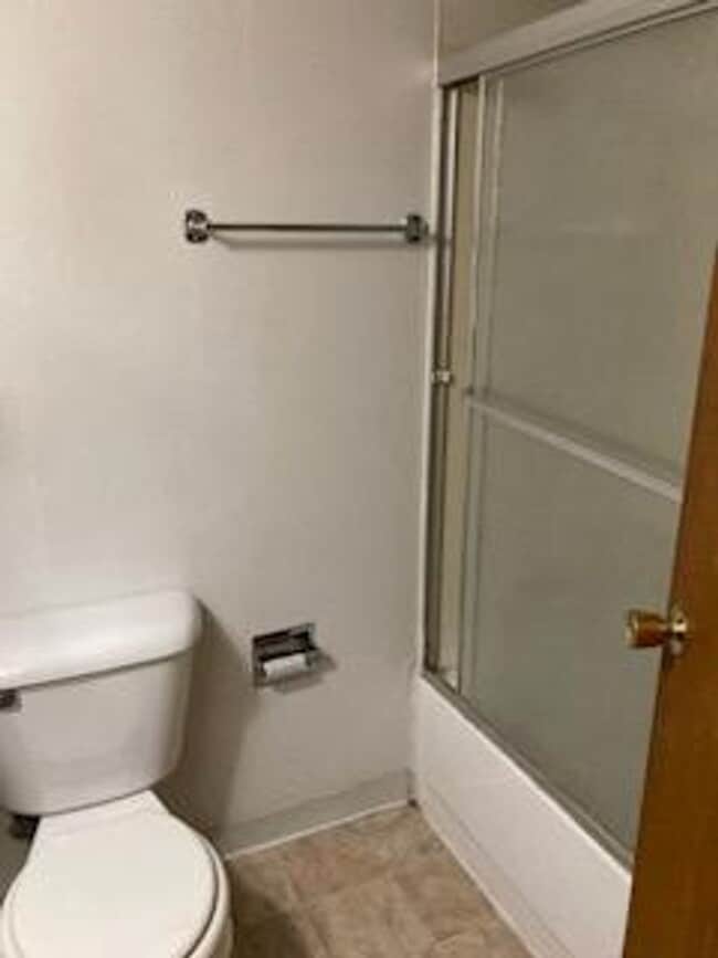 Building Photo - $900 - 2 Bedroom 1 Bath Duplex - Close to South Dakota School of Mines!