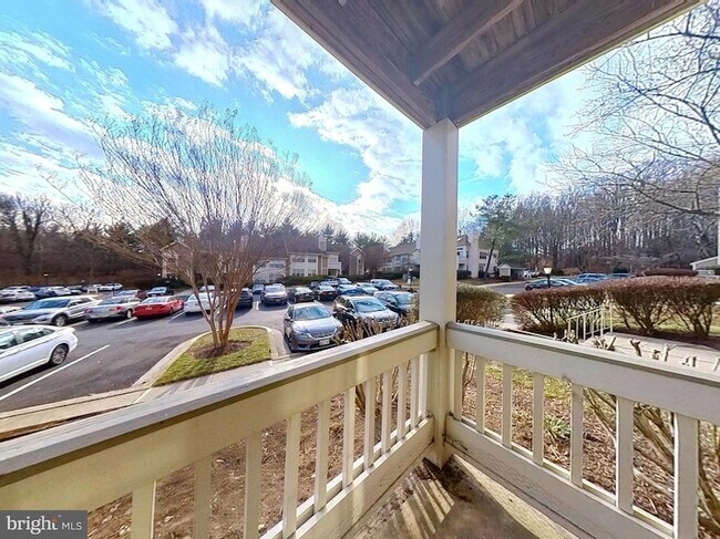 Building Photo - 5917 Barbados Pl