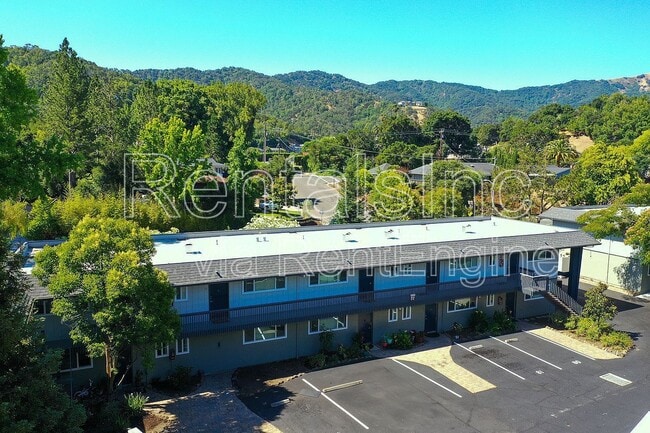 Building Photo - 998 Ignacio Blvd