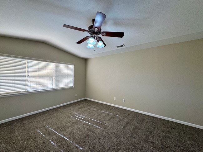 Building Photo - 9816 W Freiburg Dr