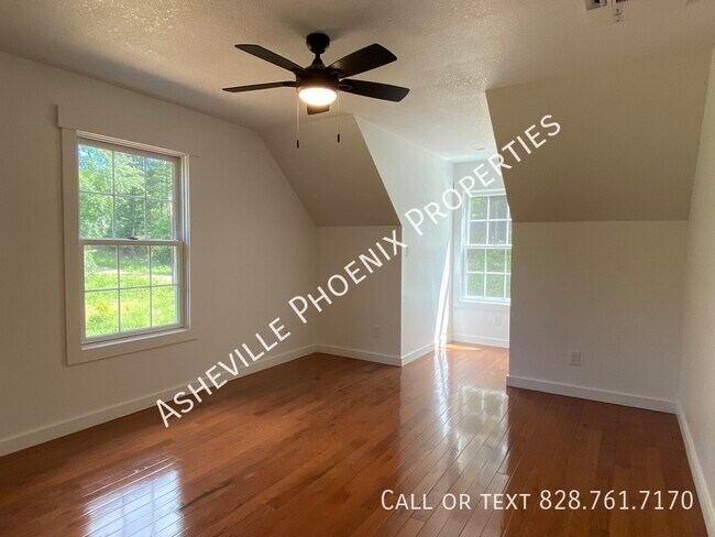Building Photo - 426 Shadow Wood Dr