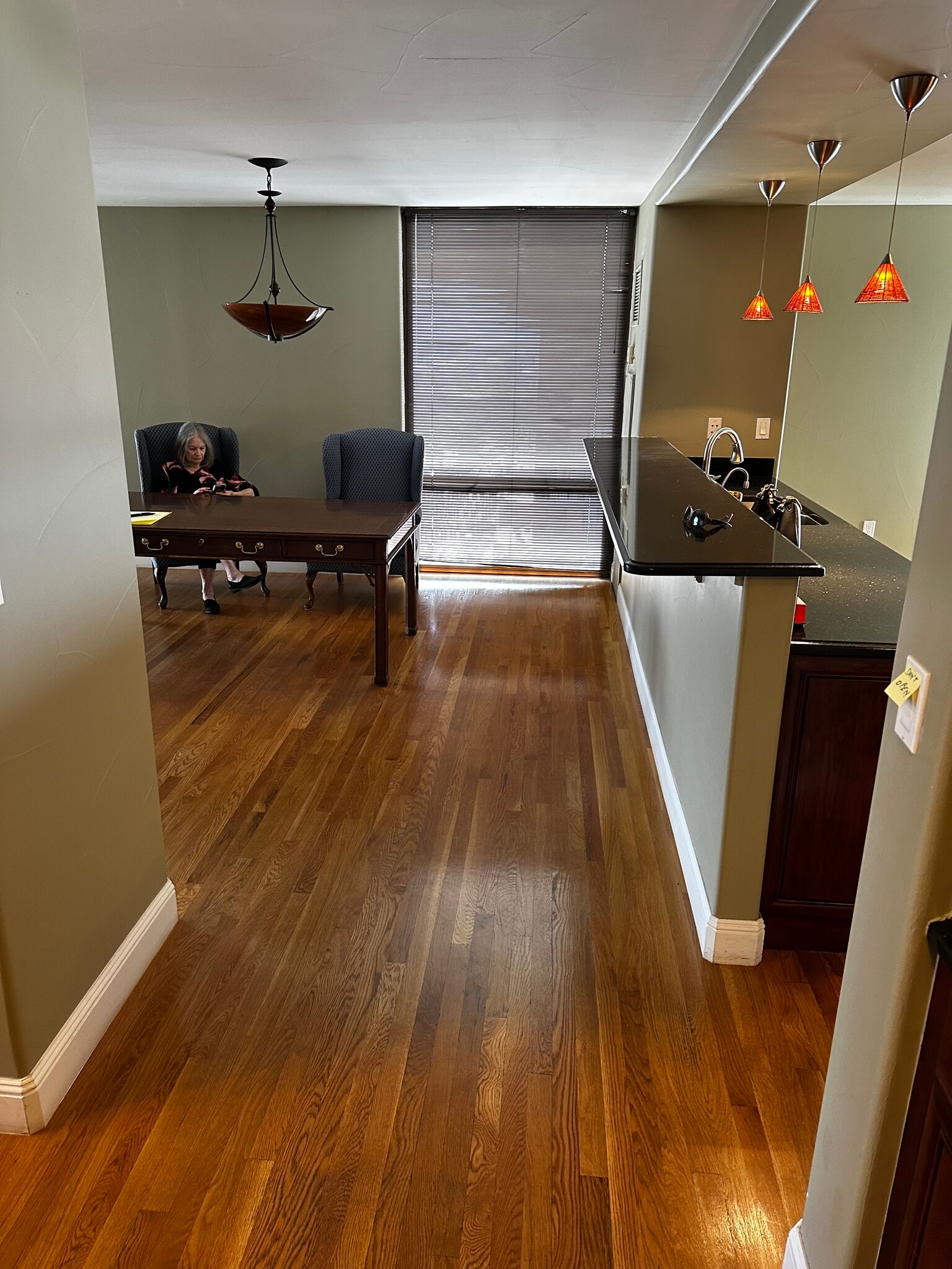 Dining Area - 1625 Larimer St