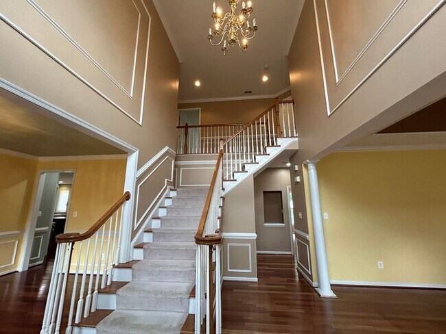 Building Photo - 40 Nugent Dr