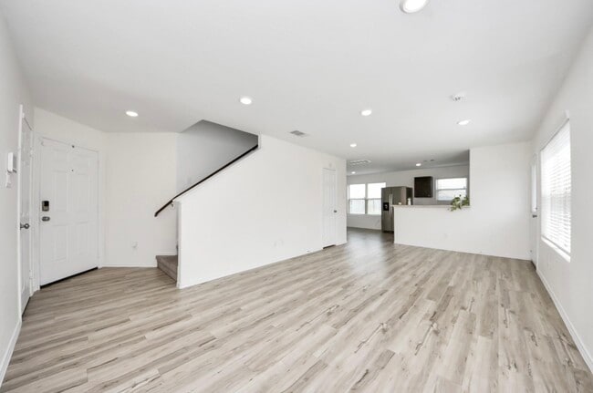 Building Photo - 8650 Bar Hbr Dr