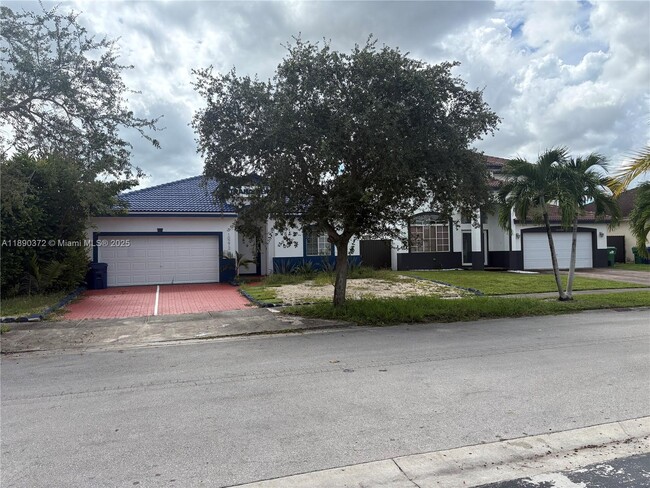 Building Photo - 10272 SW 227th Ln
