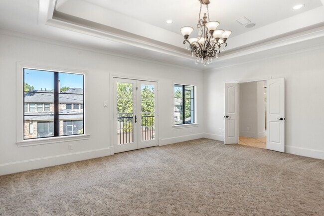 Building Photo - 4134 Bellefontaine