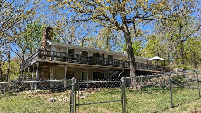 Building Photo - 1012 Fairwater Cir