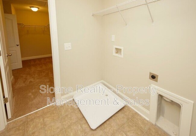 Building Photo - 4133 Rigsby Ln