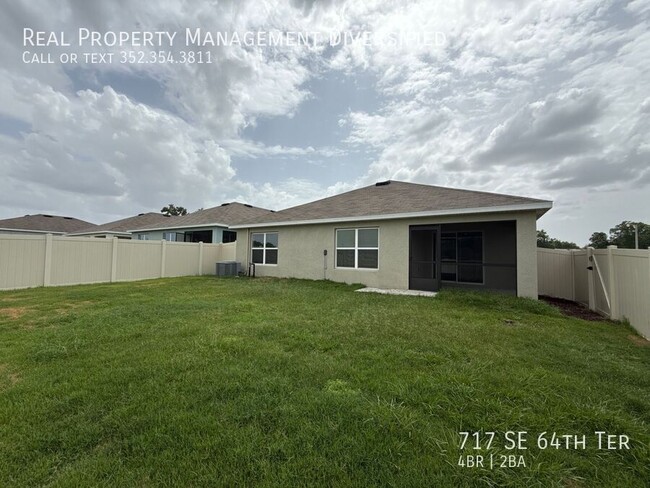 Building Photo - 717 SE 64th Terrace