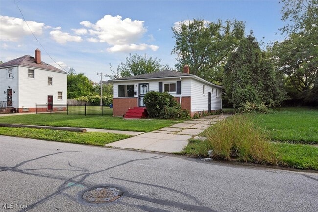 Building Photo - 3713 E 144th St