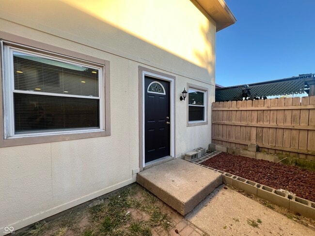 Building Photo - 8392 Punto Alto Dr