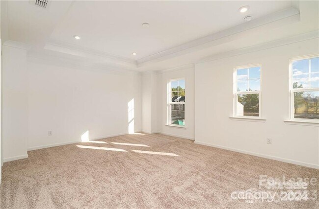 Building Photo - 1816 Saint Louis Aly NW