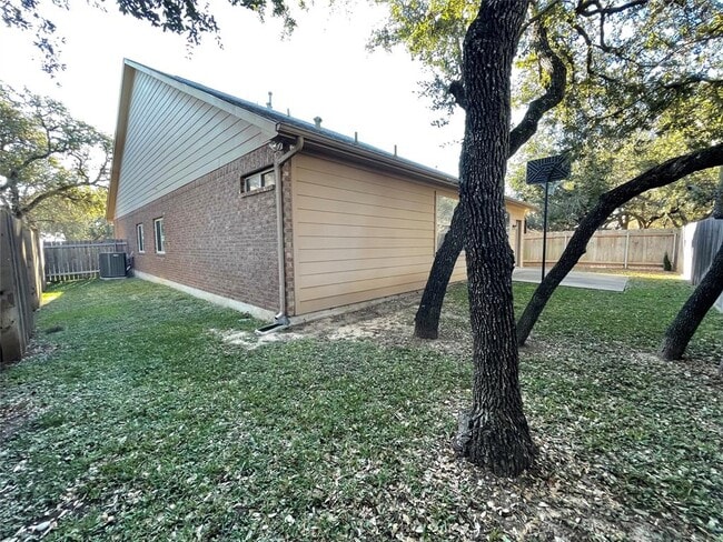 Building Photo - 2504 Avenue N