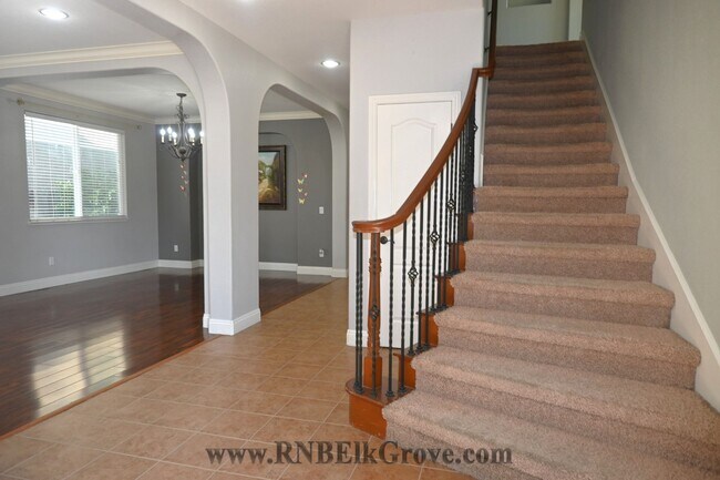 Building Photo - 6917 Riqueza Ct