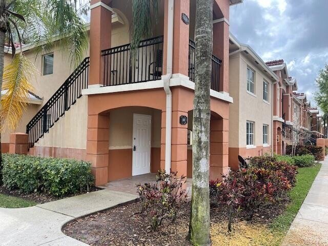 Building Photo - 3760 N Jog Rd