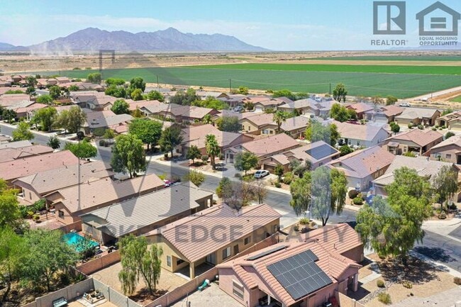Building Photo - 3Bed/2Bath Home w/2 Car Gar-Maricopa! $199...
