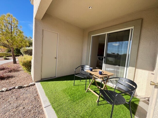 Building Photo - Summerlin Fully Furnished Condo on Golf Course!