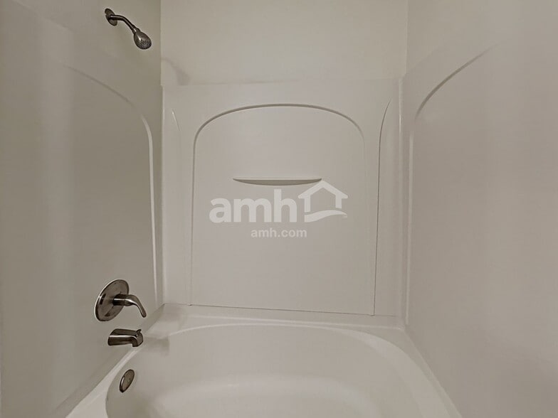 Building Photo - 2822 Woodspring Forest Dr