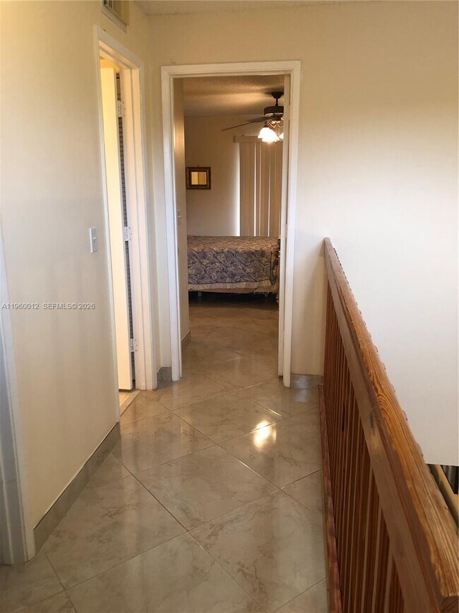 Building Photo - 1422 Amanda St