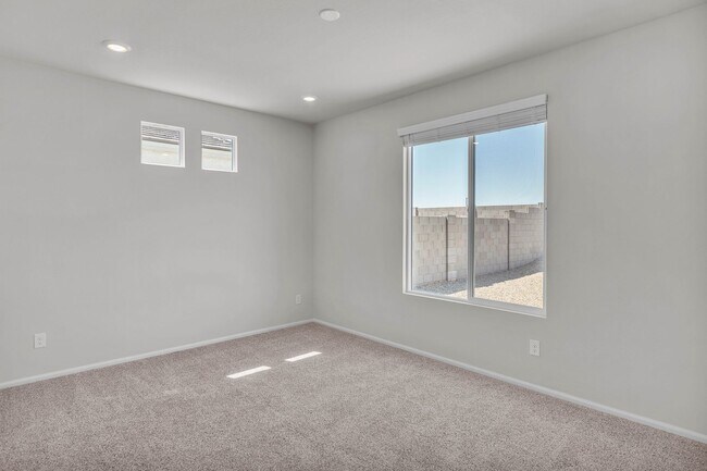 Building Photo - 17996 W Sand Hls Dr