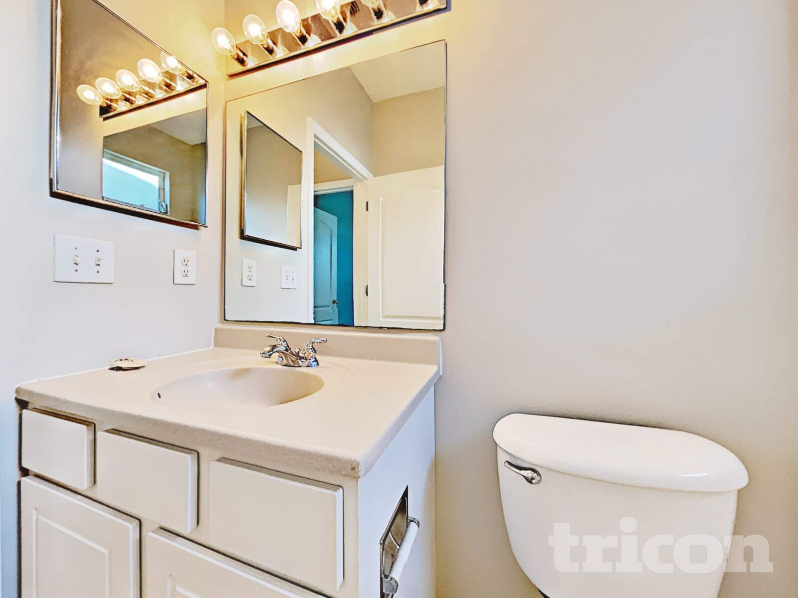 Building Photo - 10314 Goldenbrook Way